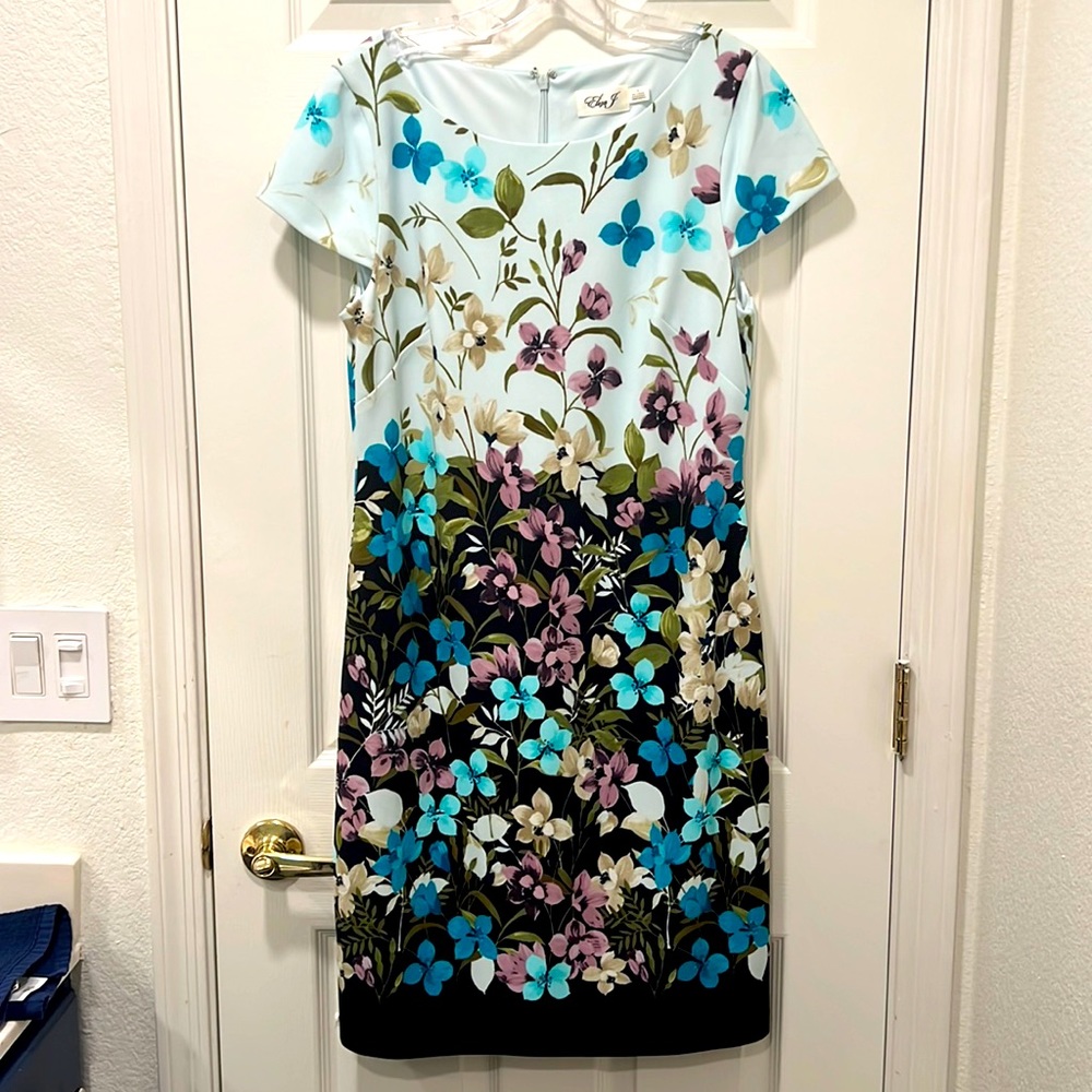 NWT- New With Tags! Eliza J floral tea length dress- size 12